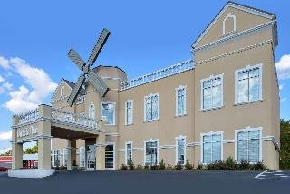 Quality Inn Dutch Inn