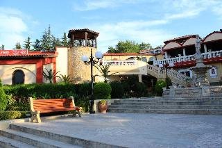 Villas Elenite