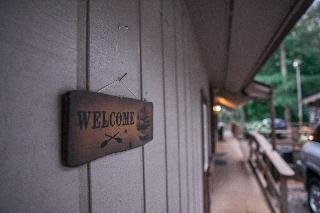 The Cascades Inn