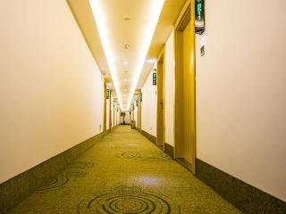 GreenTree Inn Chuzhou Langya Mountain Scenic Area Xijian Road Business Hotel