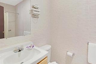 Knights Inn Pine Brook