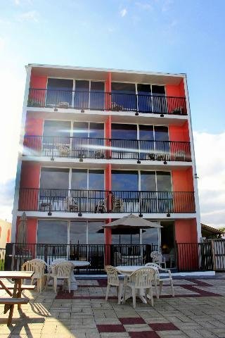 Cove Motel