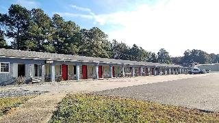 Roadway Inn