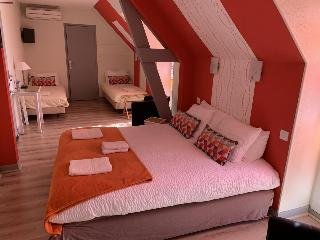 Logis Htel A Jayac