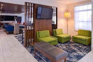 Holiday Inn Express Hotel & Suites Southfield - Detroit