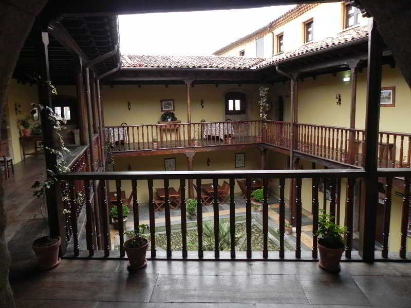 Castillo de Valdés-Salas
