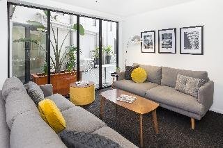City Edge North Melbourne Apartment Hotel
