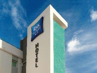 ibis Budget Amberieu En Bugey Chateau Gaillard