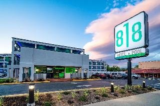 818 Hotel + Pool, an Ascend Hotel Collection Member