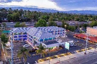 818 Hotel + Pool, an Ascend Hotel Collection Member