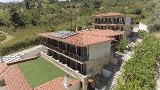 Corali Hotel