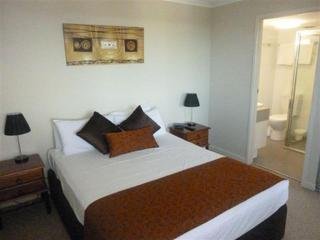 Coral Towers Holiday Suites