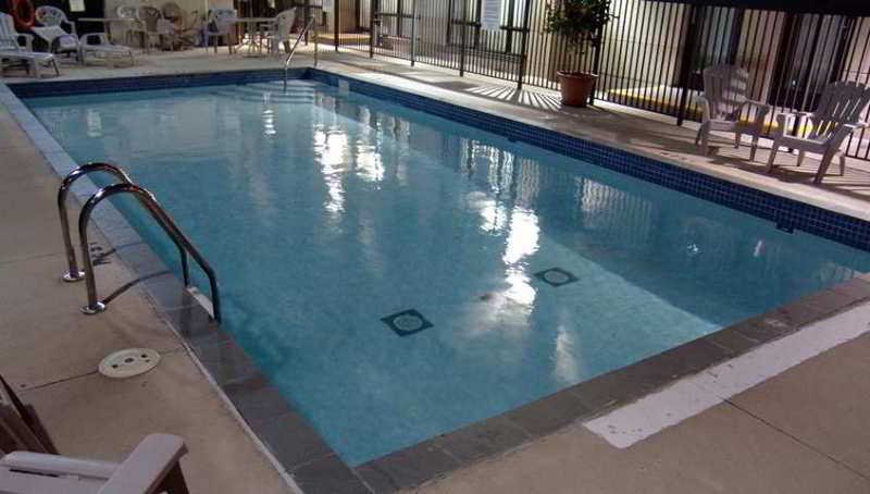 Country Inn & Suites by Radisson, Toronto Mississauga, ON
