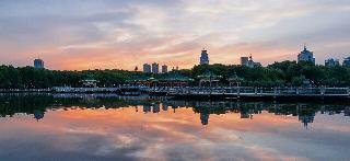 Metropolo Wuhan Optics Valley Convention & Exhibition Center Hotel