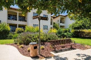 Tzuba Hotel