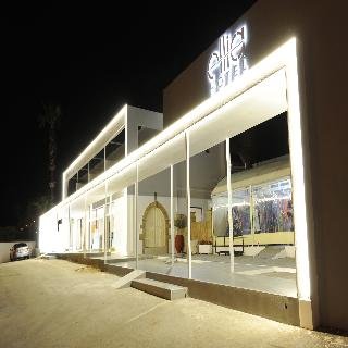Aiora Aqua Resort