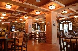 Bear Mountain Inn and Overlook Lodge
