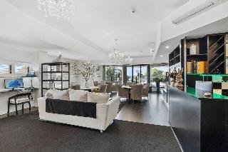 Airport Hotel