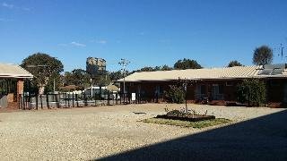 Bridge Motor Inn