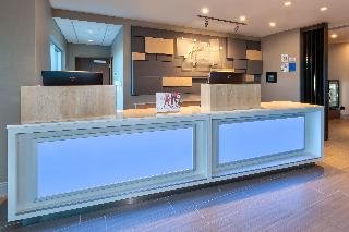 Holiday Inn Express & Suites Cedar Springs – Grand Rapids N