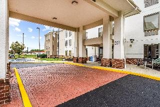 Holiday Inn Express Hotel & Suites Carneys Point