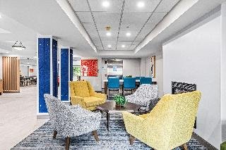 Holiday Inn Express Hotel & Suites Carneys Point