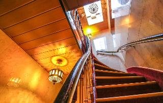 Nadia Hotel