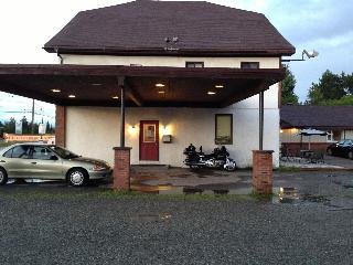 Englehart Inn