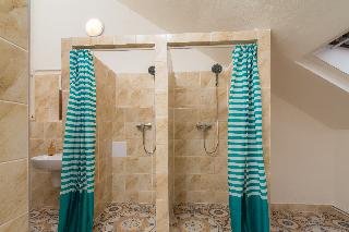 Easy Housing Hostel In Prague