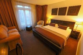 Hotel Chariot
