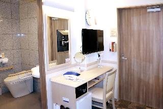 Toyoko Inn Kobe Sannomiya-eki Shiyakusho Mae