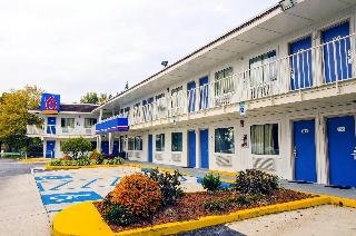 Motel 6 Washington DC Southeast - Camp Springs