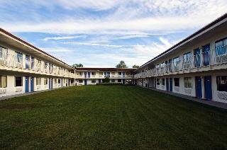 Motel 6 Washington DC Southeast - Camp Springs