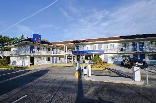 Motel 6 Washington DC Southeast - Camp Springs