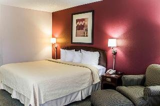Quality Inn Roanoke Rapids