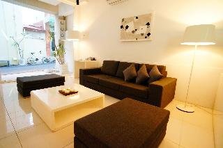 The House B&B