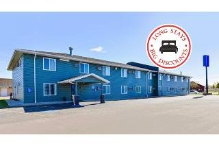 Love Hotels on HWY 10 NW Staples MN 35 RM