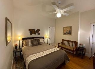 Loudoun Valley Manor