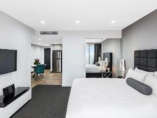 Meriton Suites Bondi Junction
