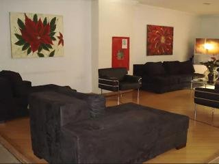 Kingstown Hotel