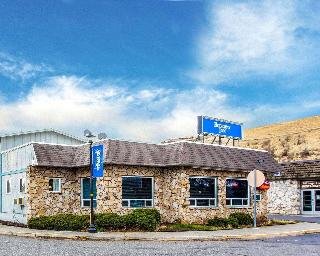 Rodeway Inn & Suites