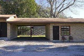 Shiner Country Inn