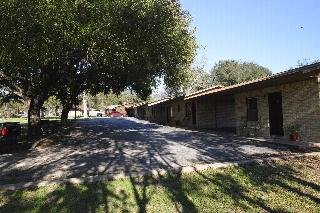 Shiner Country Inn