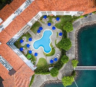 Marina Papagayo Suites