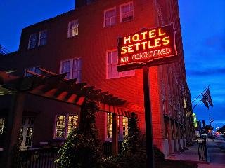 Hotel Settles