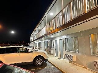 Budget Inn