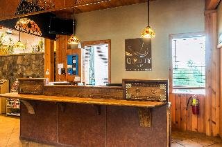 Quaint Inn & Suites