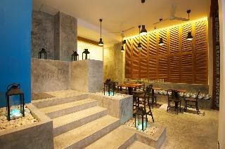 Thalassa Hotel