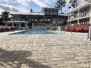 Seven Hills Suites