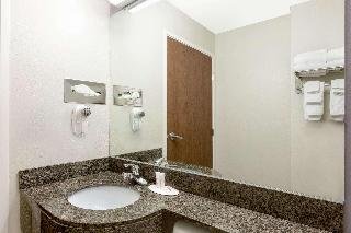 Microtel Inn & Suites by Wyndham Tuscaloosa Near University